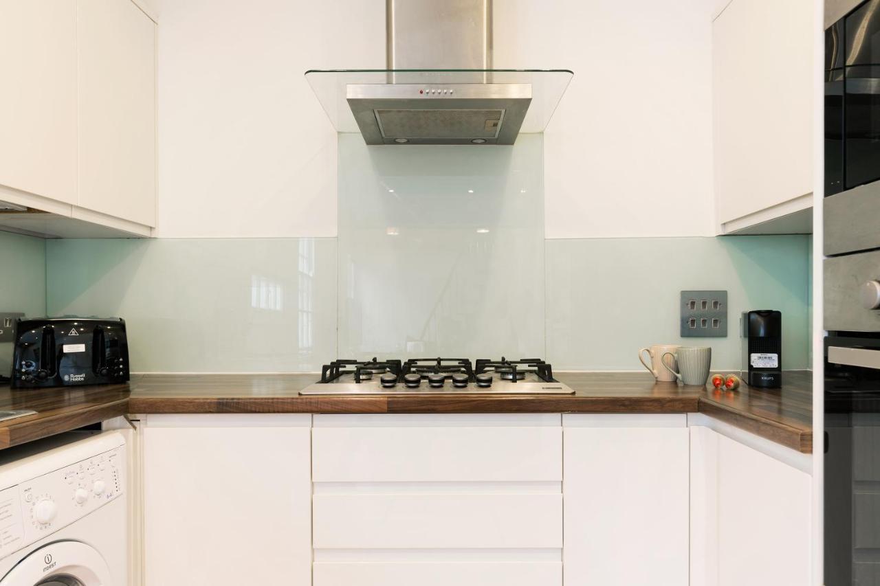Spacious 4 Bedrooms Flat In New Oxford Street Londra Esterno foto